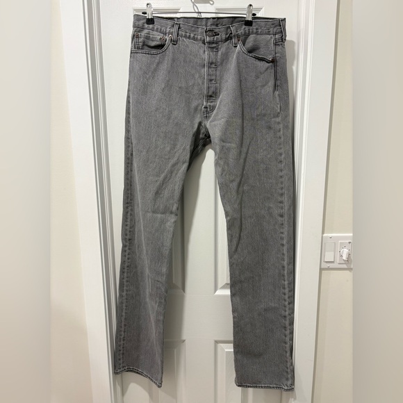 Levi’s 501 Men's Gray Jeans 36x35.5 Button Fly Denim Pants - Picture 1 of 9
